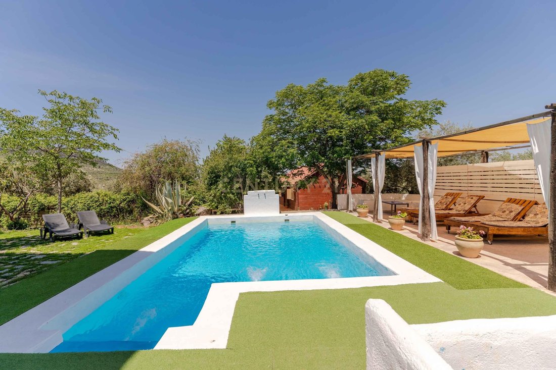 Villa in Pinos Genil, Andalusia, Spain 1 - 13010413
