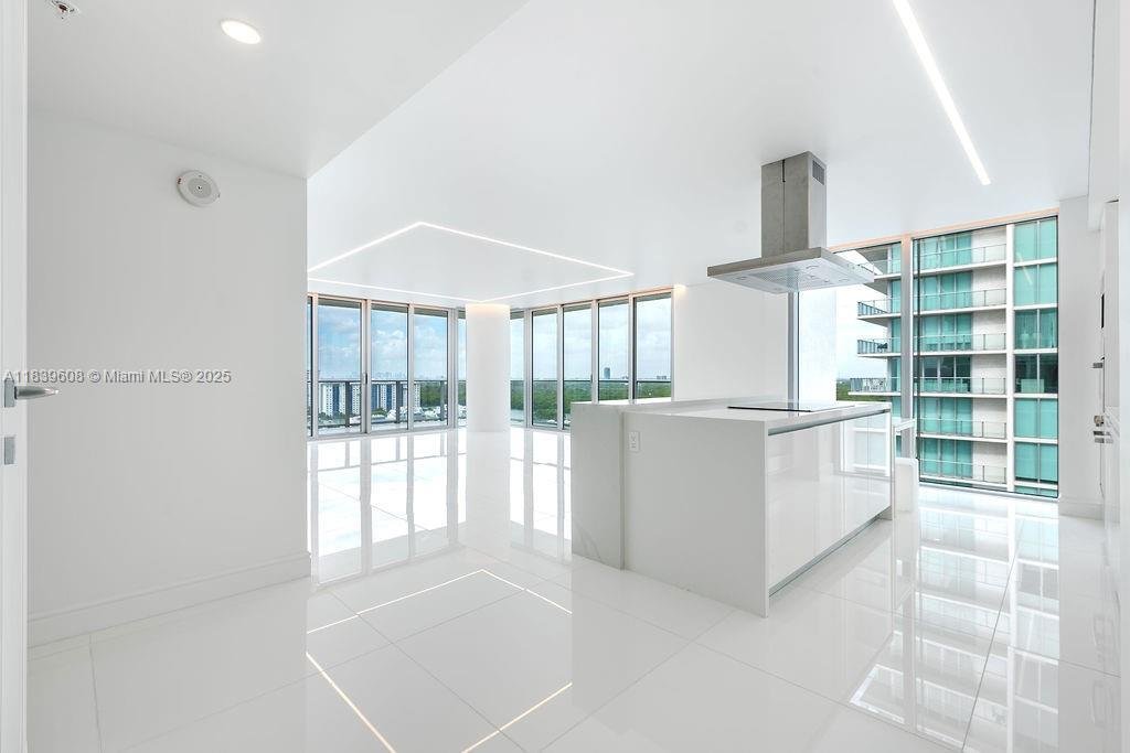 Condo in Golden Beach, Florida, United States 5 - 16638913