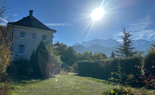 House in Ouest et Nord, Sixt-Fer-a-Cheval, France 1