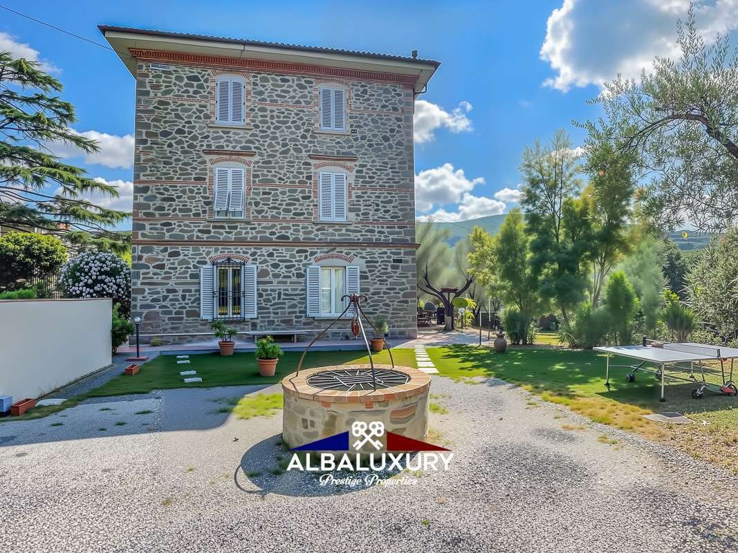 Villa in Larciano, Tuscany, Italy 2 - 15346979