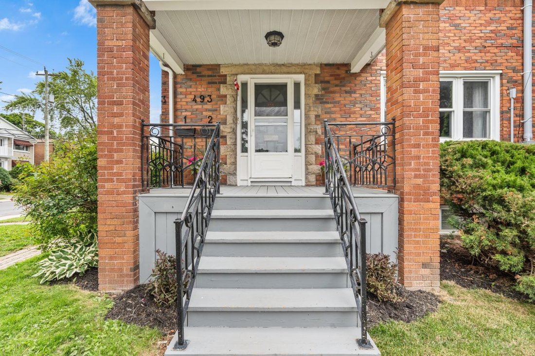 House in Kingston, Ontario, Canada 3 - 16646375