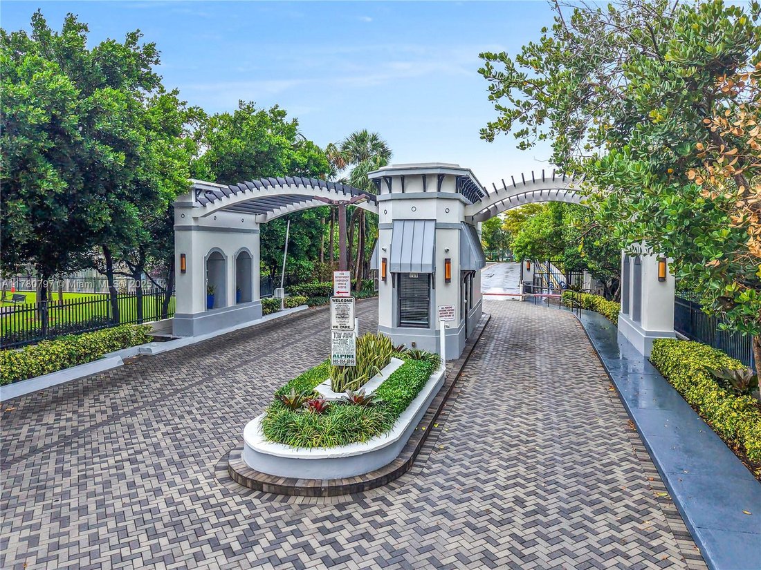 Townhouse in Golden Beach, Florida, United States 5 - 16639690