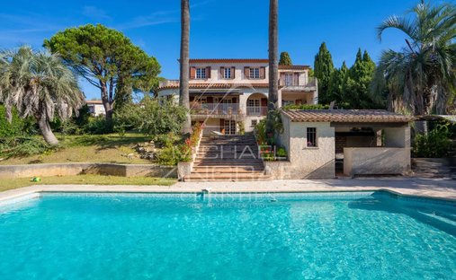 Villa in Basse Suane-Les Virgiles, Sainte-Maxime, France 1