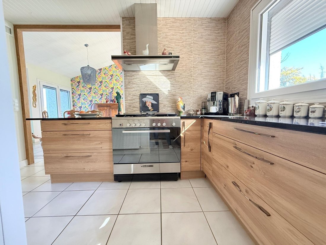House in Pujols, Nouvelle-Aquitaine, France 3 - 16630824