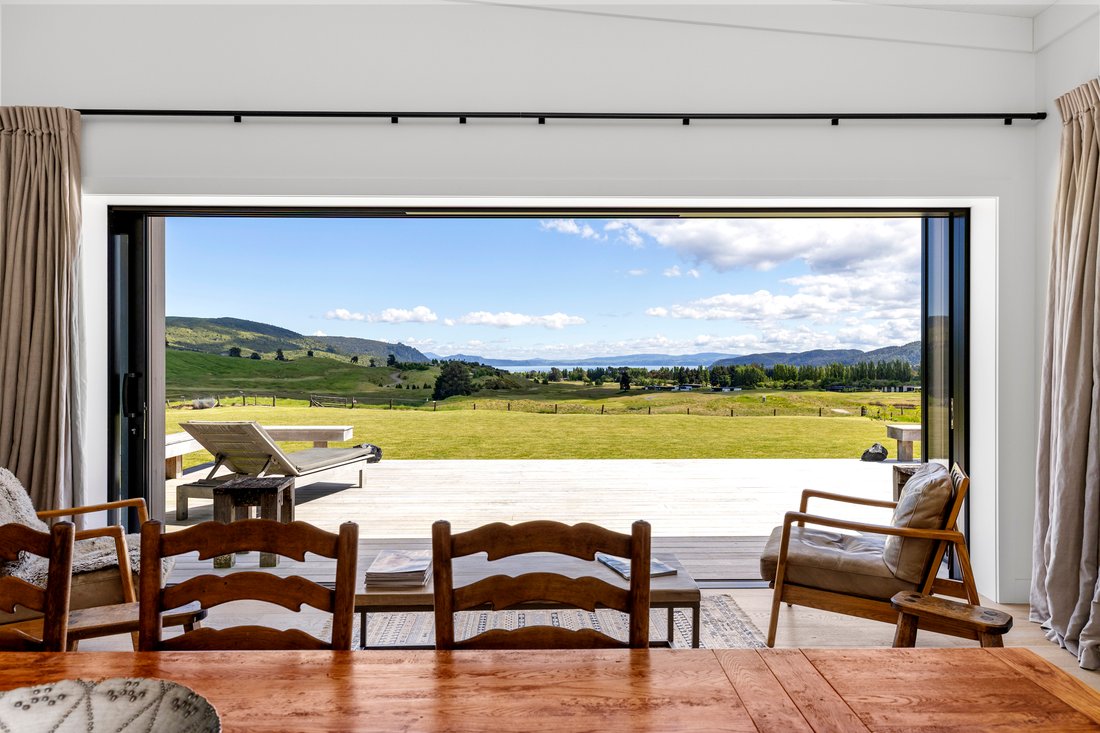 House in Kinloch, Waikato, New Zealand 4 - 16647602