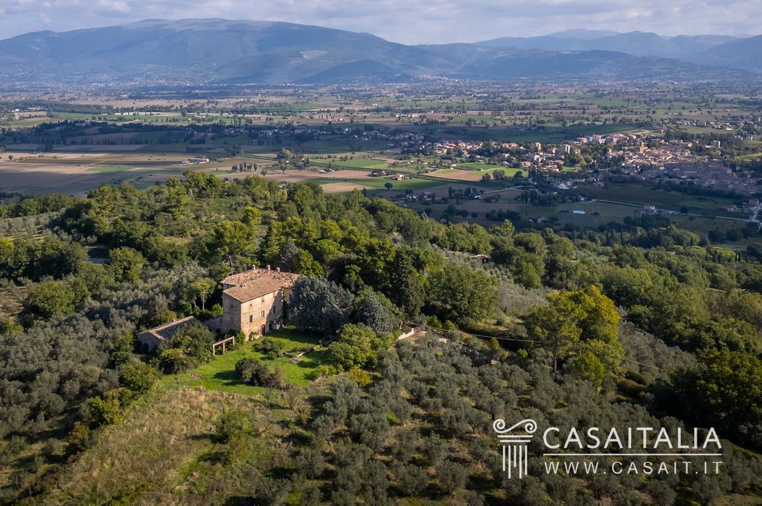 Villa in Bevagna, Umbria, Italy 1 - 16531650