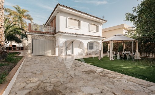 Chalet in Alicante, Valencian Community, Spain 1