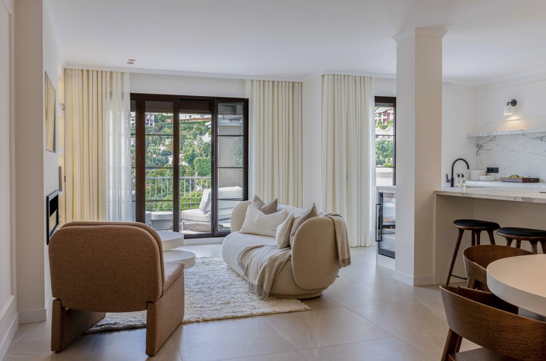 Penthouse in Benahavis, Andalusia, Spain 2 - 16648544