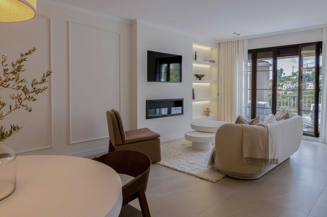 Penthouse in Benahavis, Andalusia, Spain 5 - 16648544