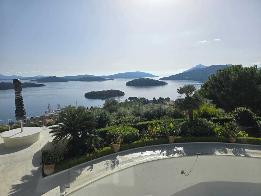 Villa in Platustomon, Ellomenos, Greece 2 - 16648748