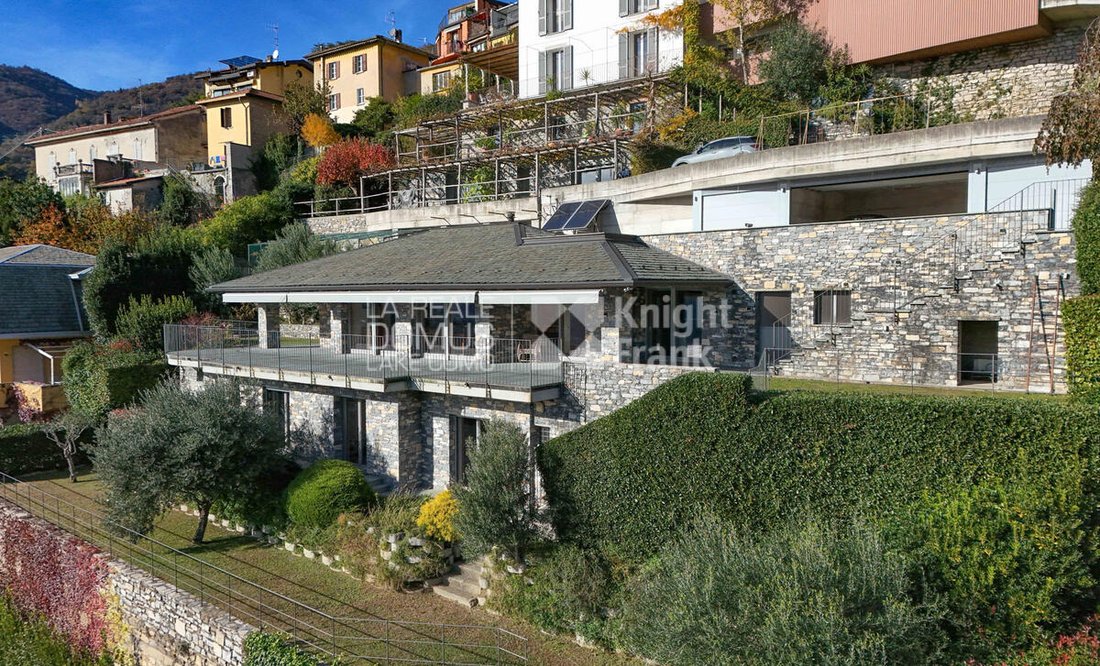Villa in Cernobbio, Lombardy, Italy 2 - 16648707