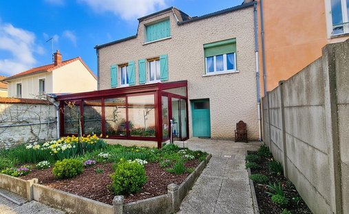 House in Nezel, Ile-de-France, France 1