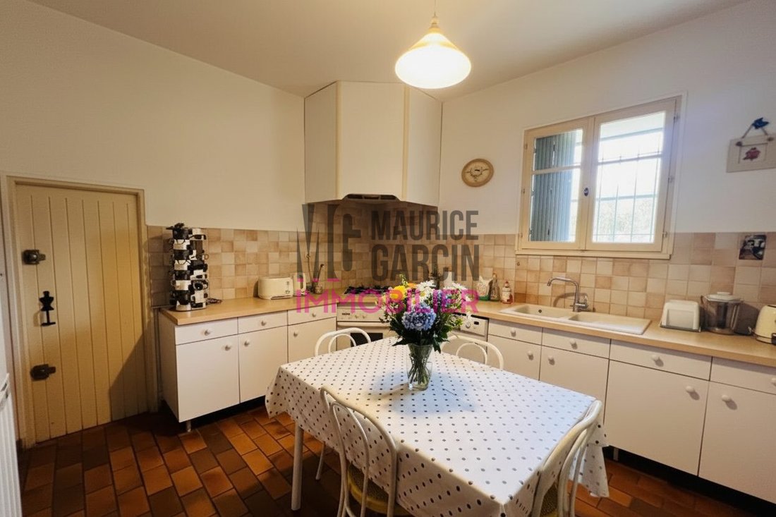 House in Eyragues, Provence-Alpes-Côte d'Azur, France 4 - 16382372