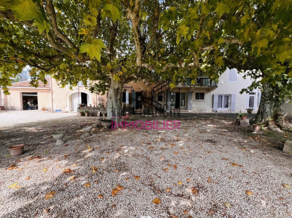 House in Eyragues, Provence-Alpes-Côte d'Azur, France 2 - 16382372