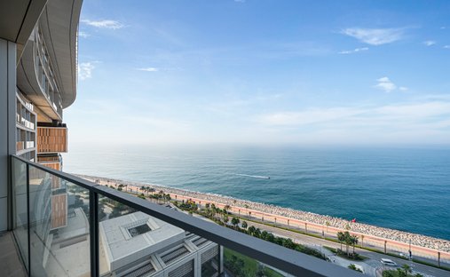 Apartment in Palm Jumeirah, Dubai, United Arab Emirates 1