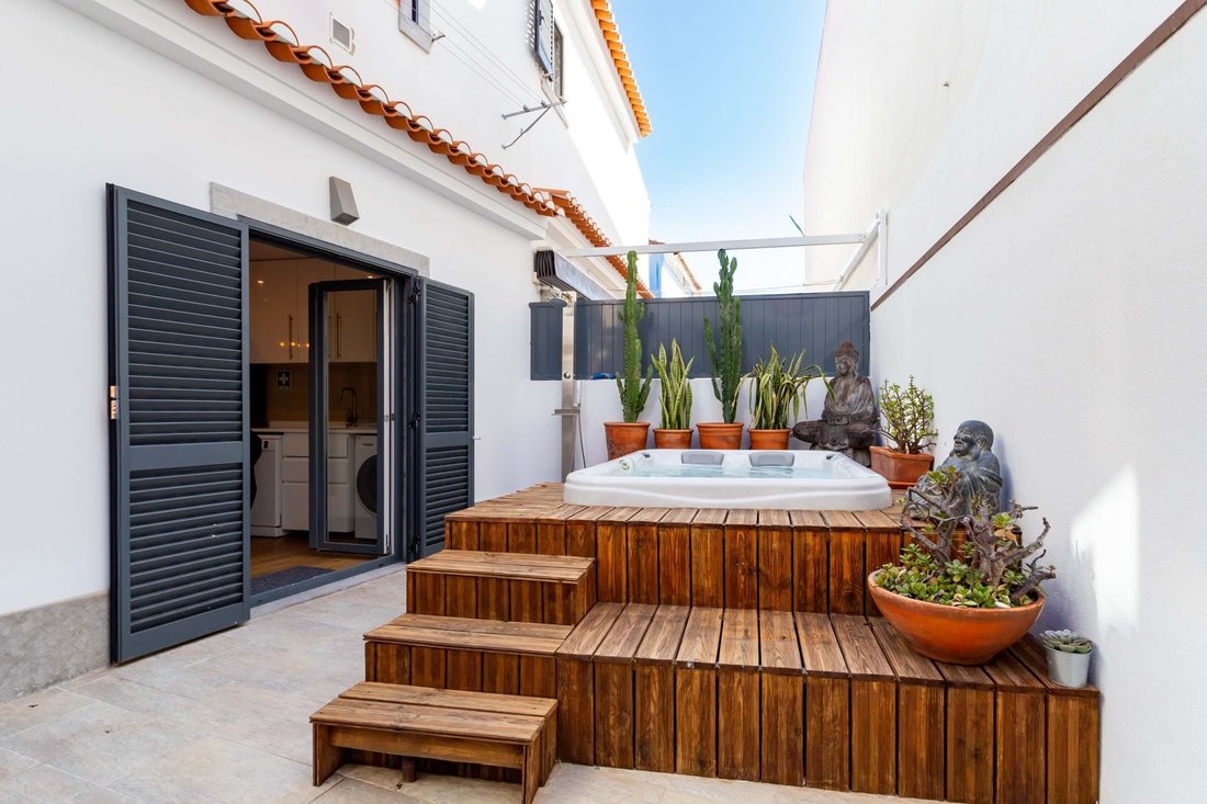Apartment in Cascais e Estoril, Lisbon, Portugal 1 - 16648953