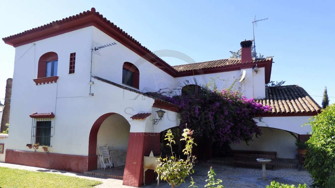Villa in Gines, Andalusia, Spain 2 - 16649013