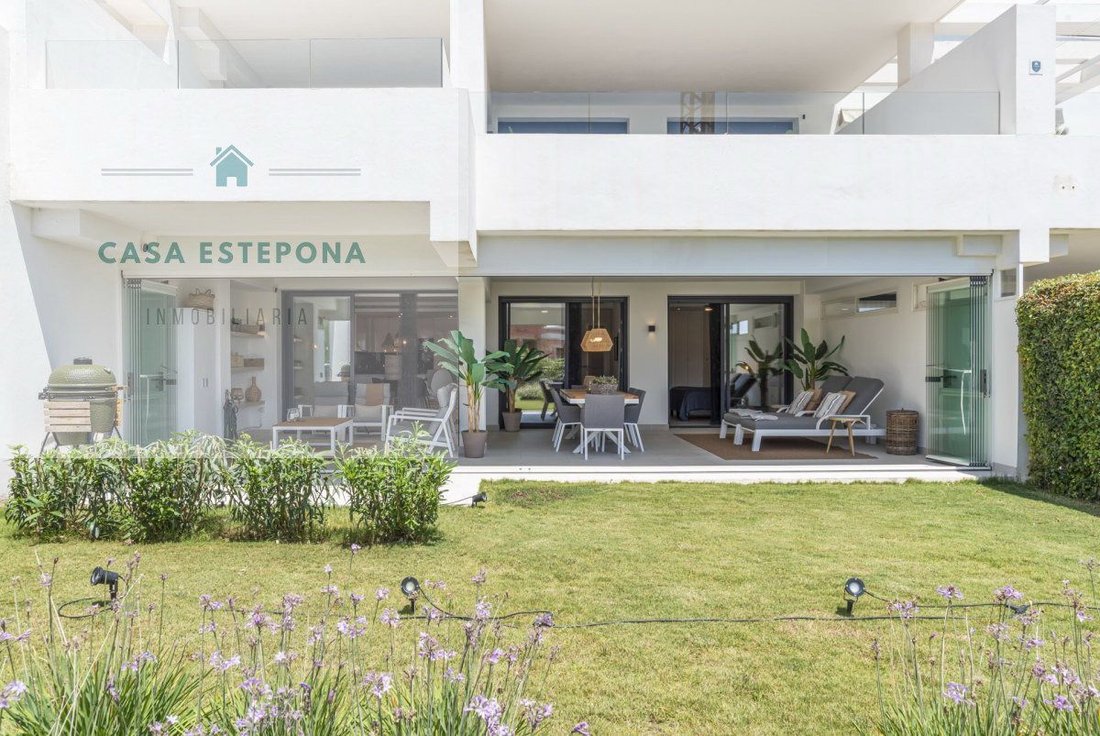Wohnung in Estepona, Andalusien, Spanien 3 - 16649010