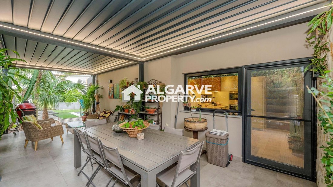 Villa in Vilamoura, Quarteira, Algarve 2 - 16648956