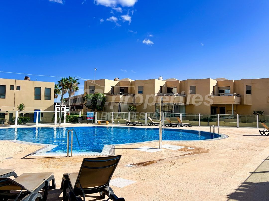 Townhouse in Granadilla de Abona, Canary Islands, Spain 3 - 16649003