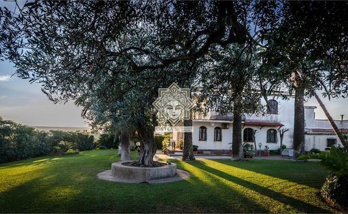 Villa in Palm Island, Sicily, Italy 1