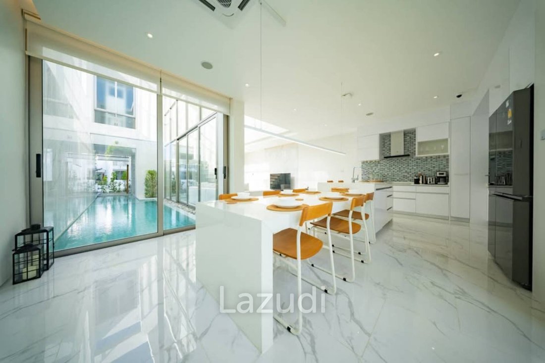 Villa in Thep Krasatti, Phuket, Thailand 3 - 16652528