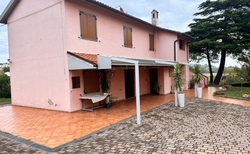 Villa en Sirolo, Marcas, Italia 1