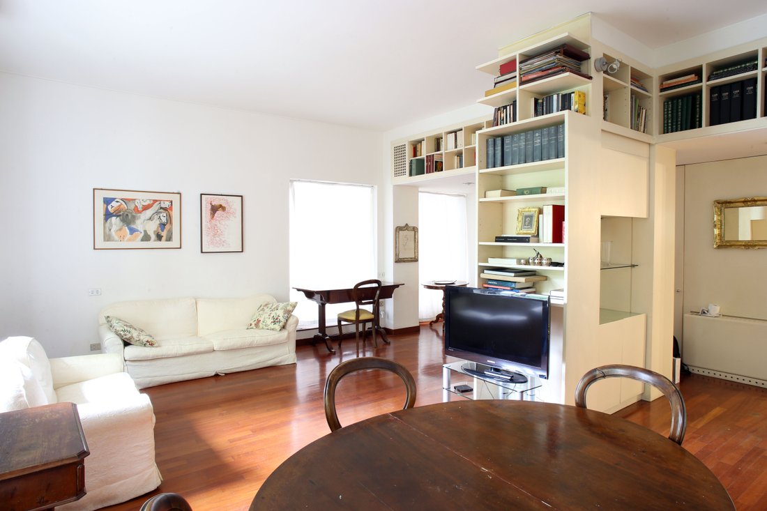 Apartment in Historic Center, Milan, Lombardy 4 - 16650975