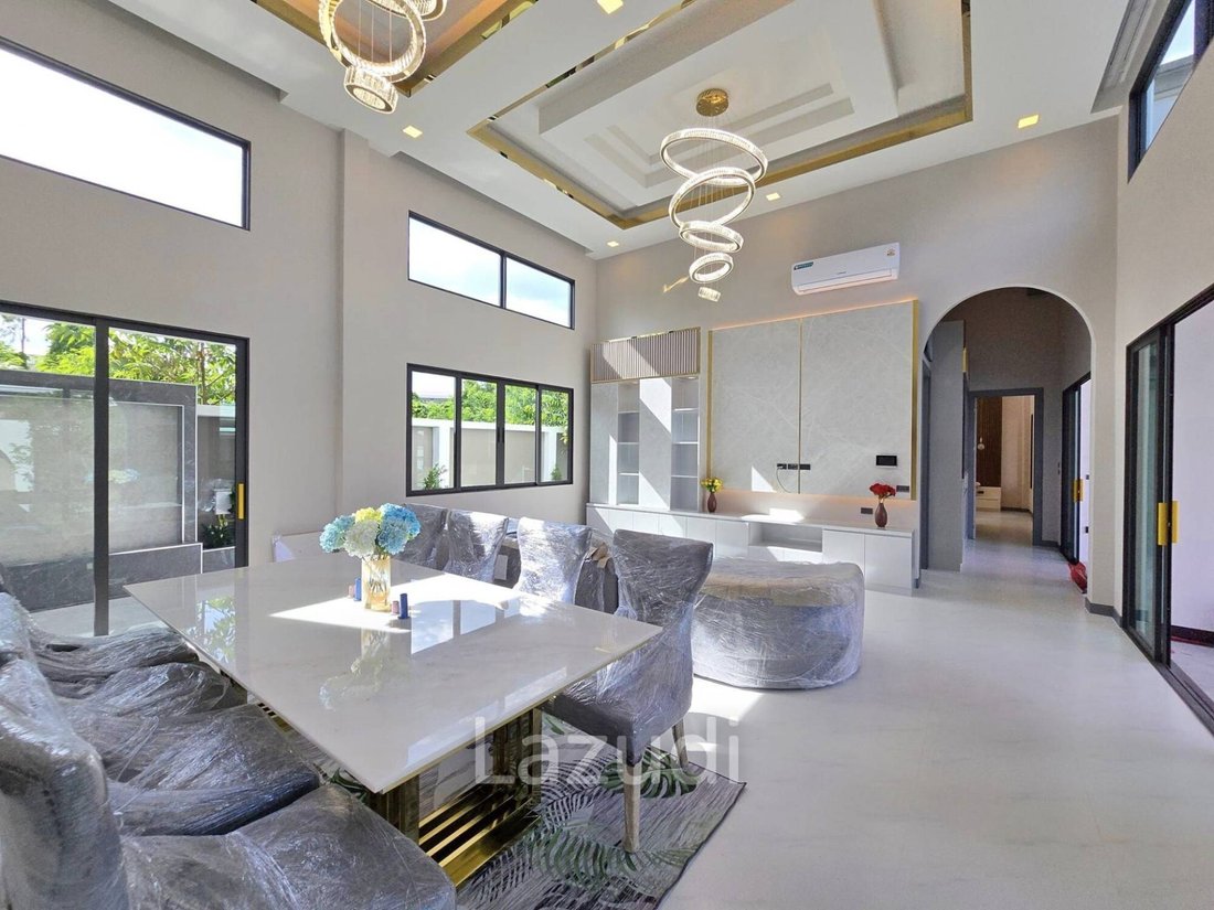 Villa in Pattaya City, Chon Buri, Thailand 2 - 16654097