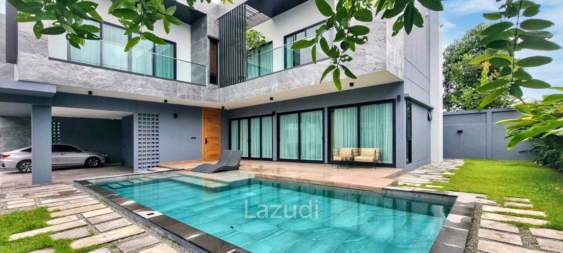 Villa in Pattaya City, Chon Buri, Thailand 1 - 16652533