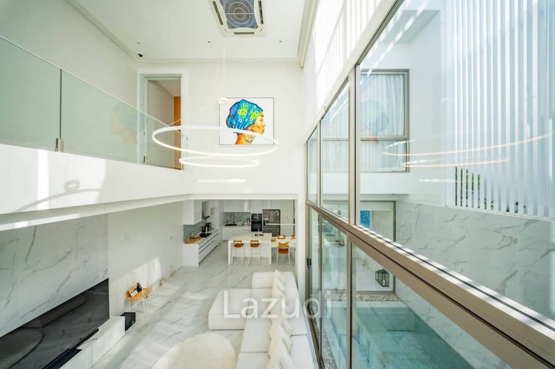Villa in Thep Krasatti, Phuket, Thailand 1 - 16652528