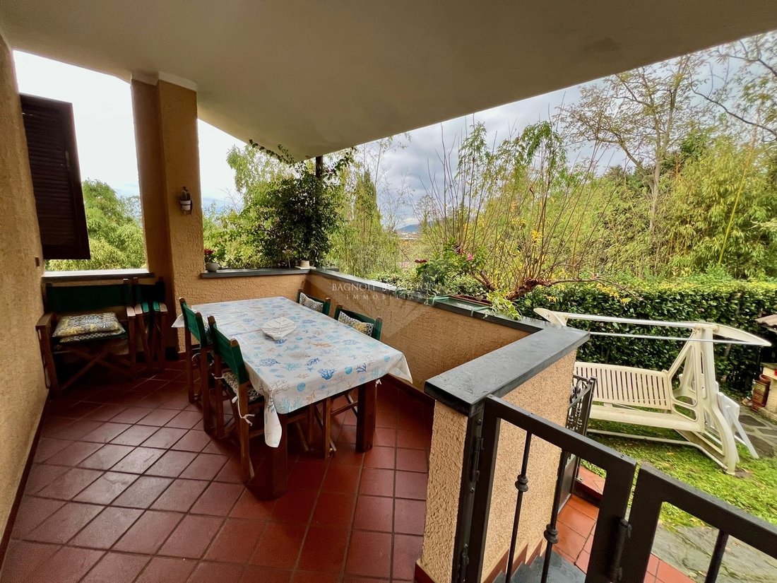Villa in Pietrasanta, Tuscany, Italy 2 - 16651466