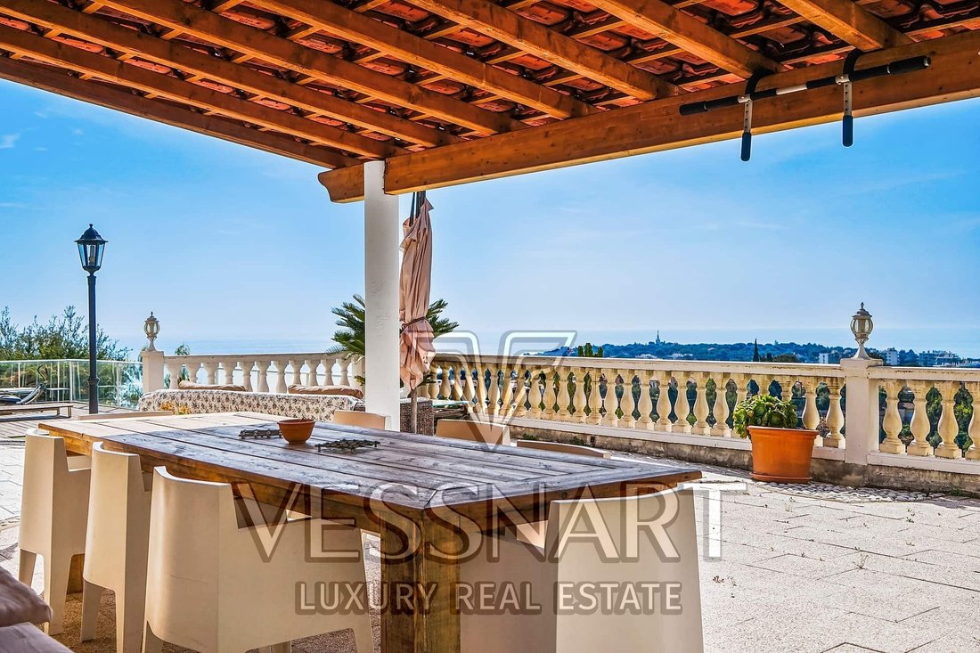 Villa in Village-Cros de Caste-Coupiere-Mont Gros, Roquebrune-Cap-Martin, France 1 - 16649144