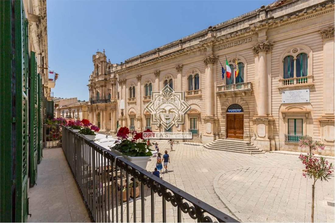 Estate in Center, Scicli, Sicily 1 - 16652038