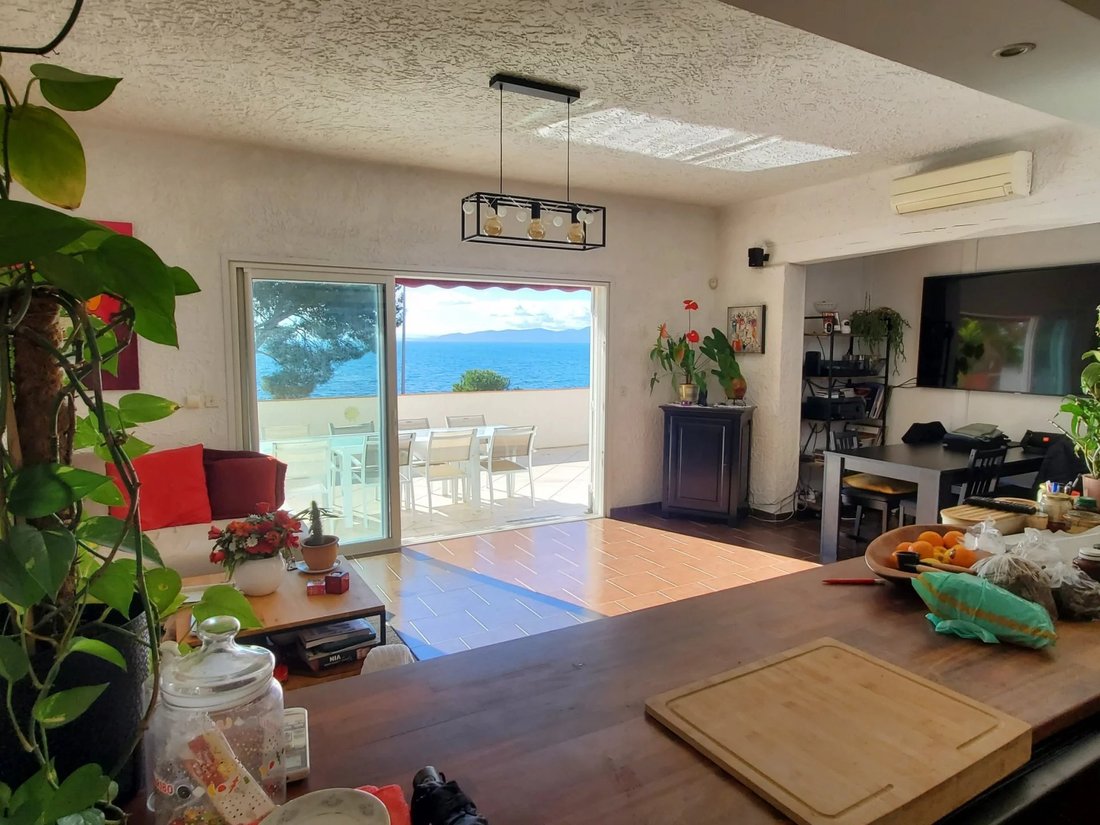 House in Le Dramont-Agay-Anthéor-Le Trayas, Saint-Raphaël, France 4 - 16650692
