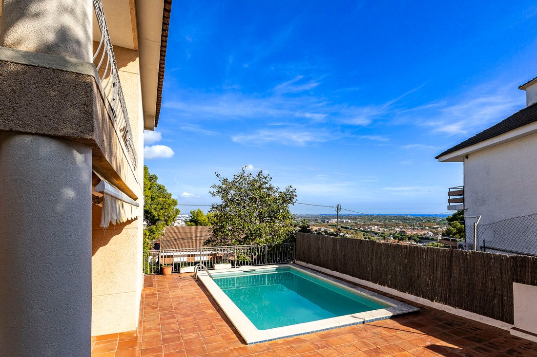 House in Castelldefels, Catalonia, Spain 2 - 16652211
