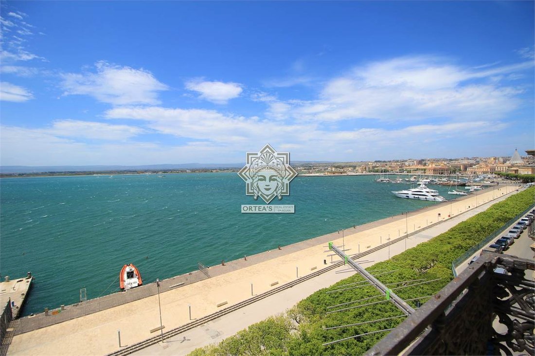 Apartment in Ortigia, Sicily, Italy 4 - 16652189