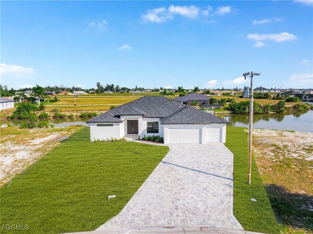 House in Cape Coral, Florida, United States 4 - 16652257