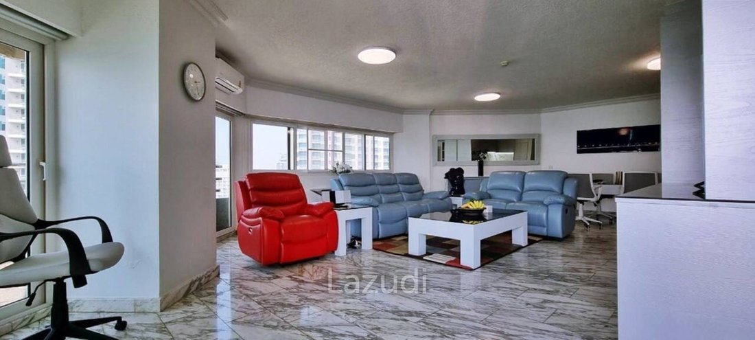 Apartment in Pattaya City, Chon Buri, Thailand 1 - 16654422