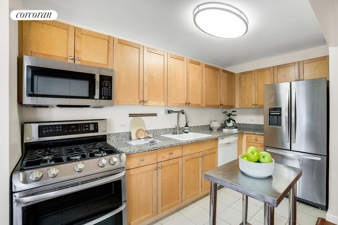 Co Op in New York, New York, United States 2 - 16649253
