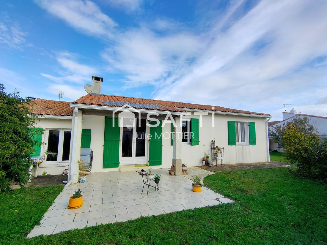 House in La Flotte, Nouvelle-Aquitaine, France 2 - 16650198