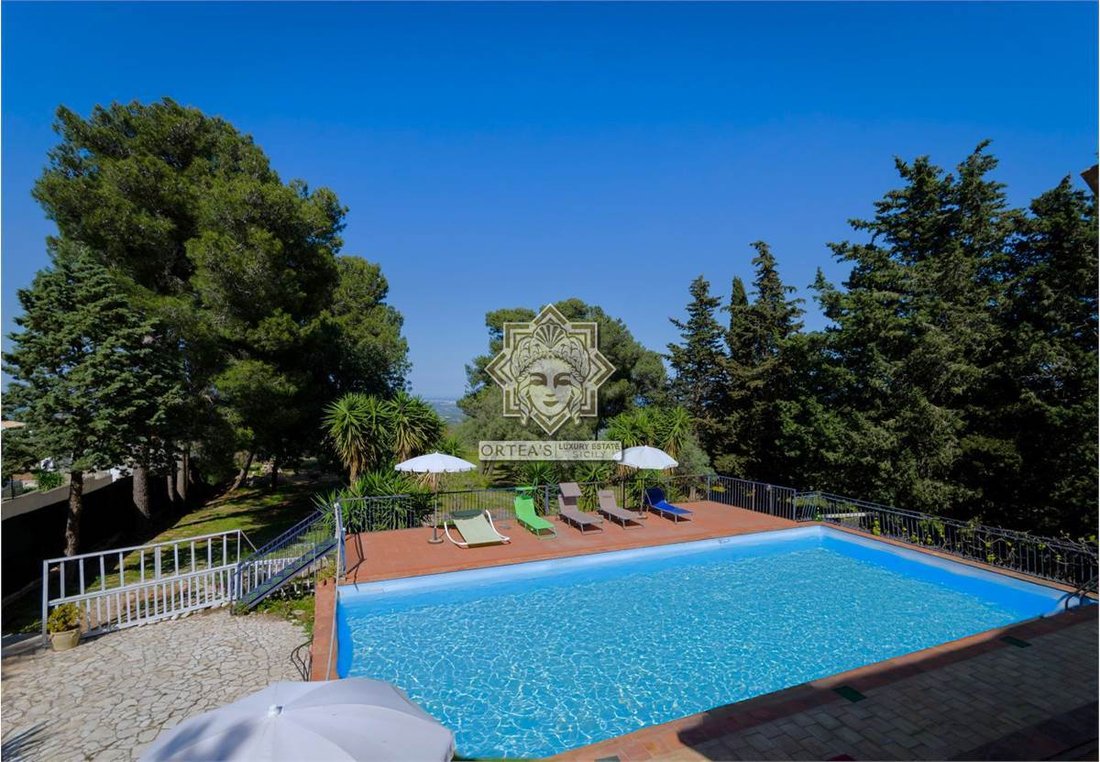 Villa in Center, Noto, Sicily 3 - 16650932