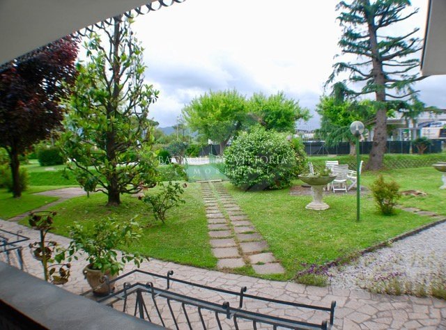 Villa in Pietrasanta, Tuscany, Italy 2 - 16651731