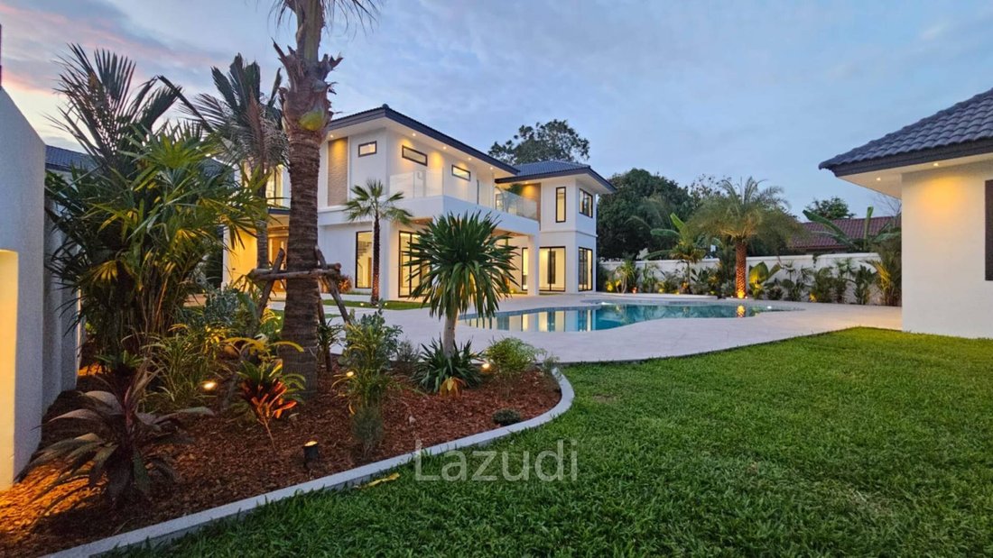 Villa in Chalong, Phuket, Thailand 4 - 16653577