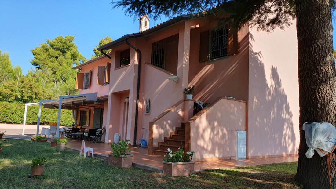 Villa in Sirolo, Marche, Italy 4 - 16653374