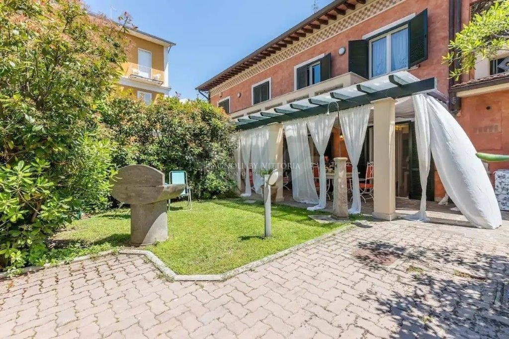 Villa in Pietrasanta, Tuscany, Italy 1 - 16651720