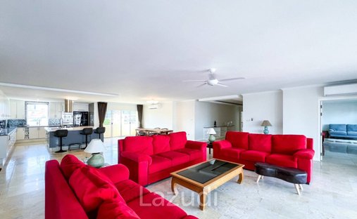 Apartment in Pattaya City, Chon Buri, Thailand 1