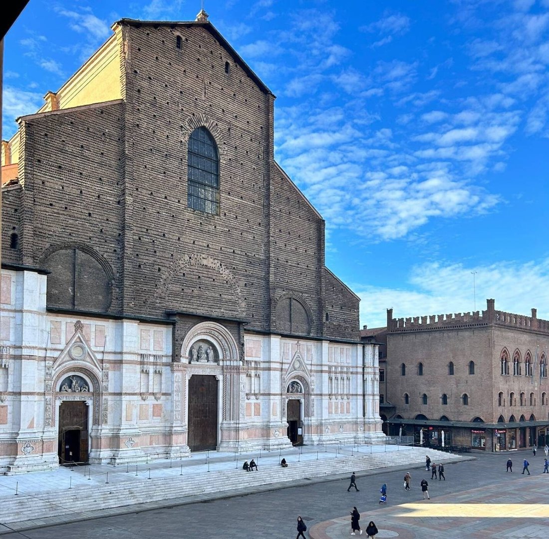 Apartment in Historic Center, Bologna, Italy 1 - 16651474