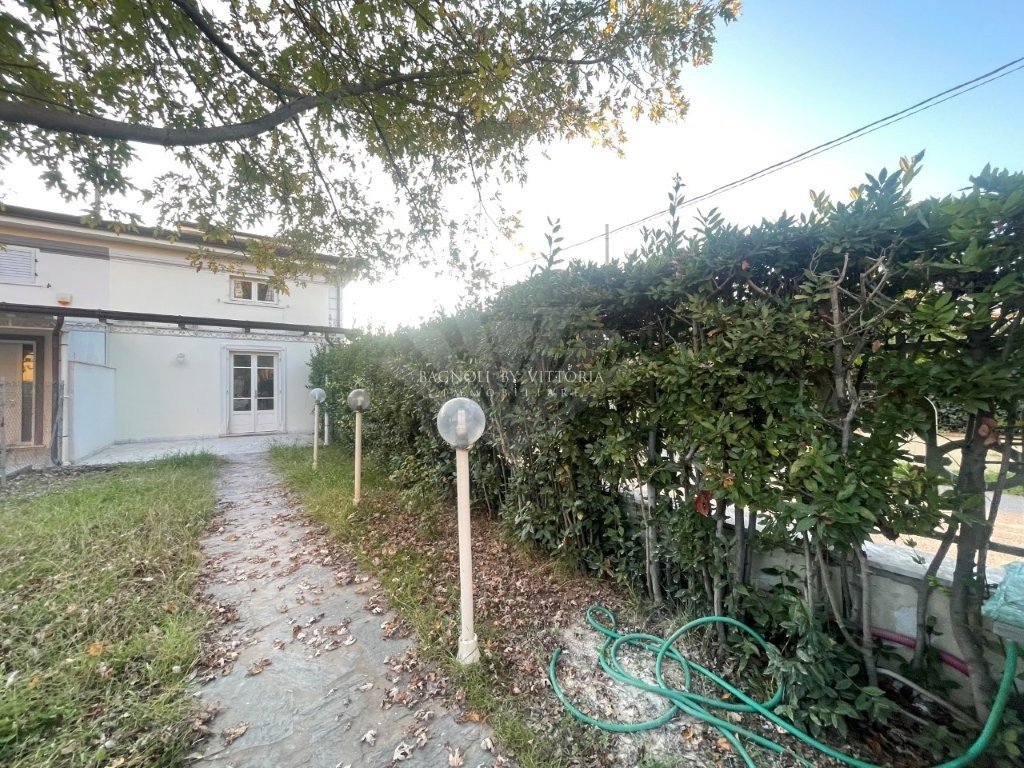 House in Tonfano, Pietrasanta, Italy 2 - 16651135