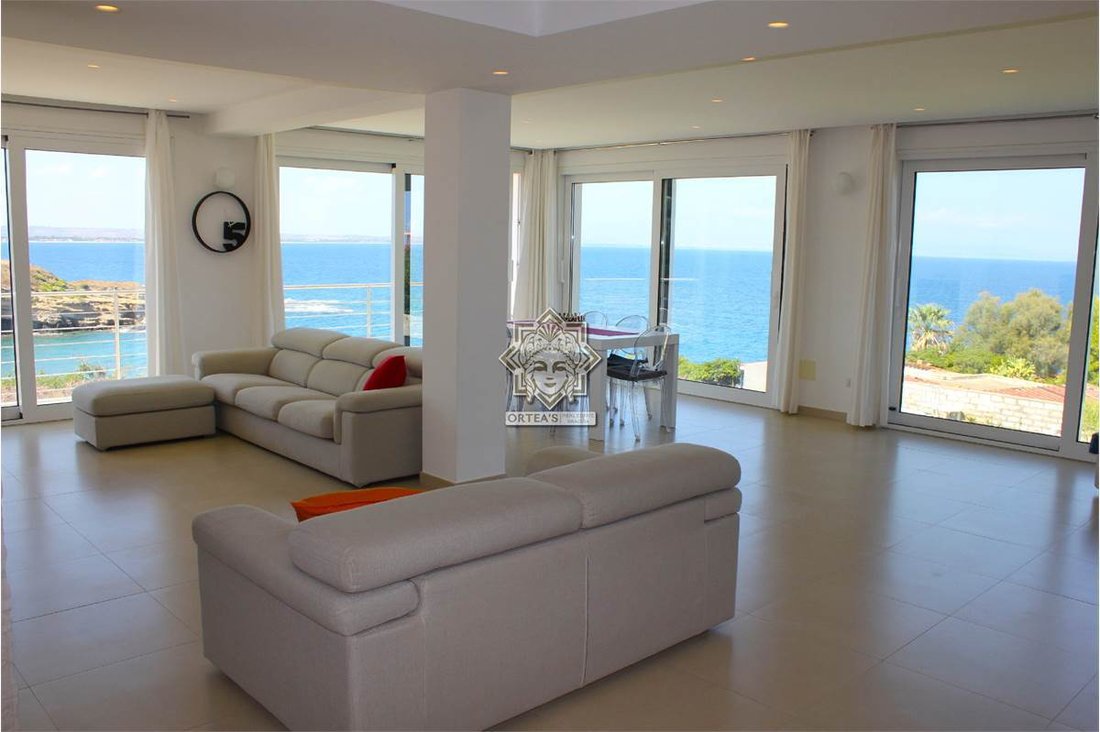 Villa in Palm Island, Sicily, Italy 4 - 16651541